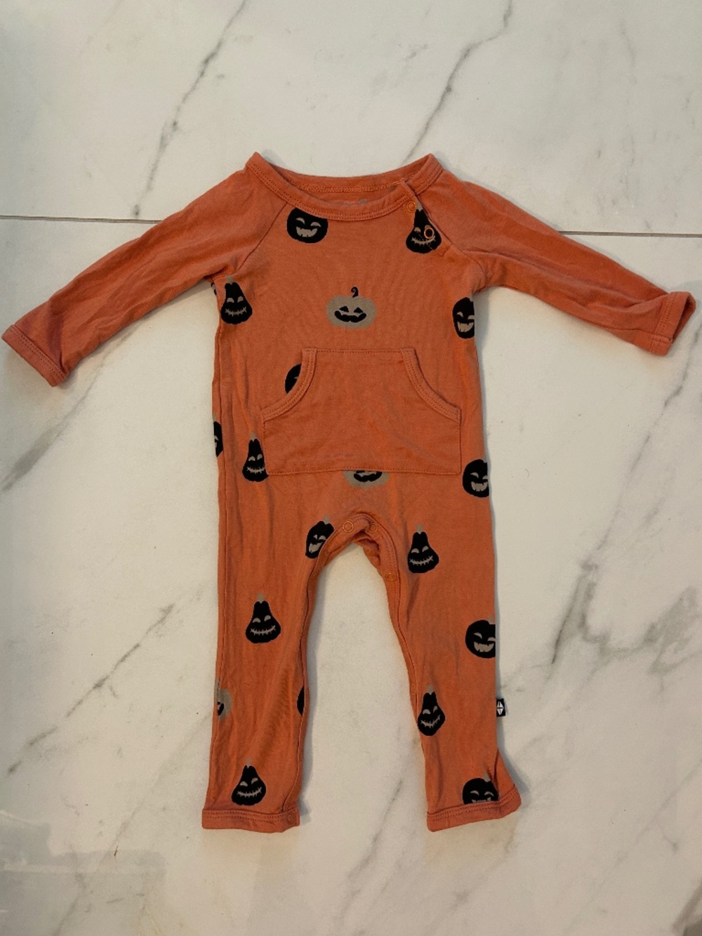 Kyte Baby pumpkin “carve” longall